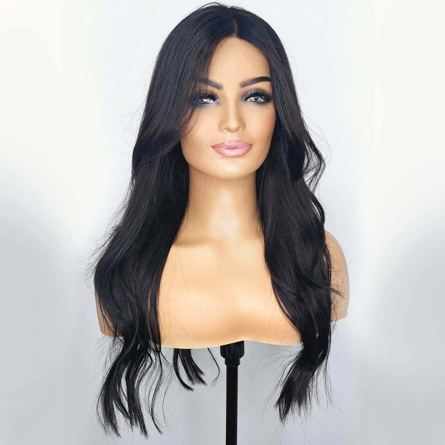 Grace Wig - 18" - Natural Black