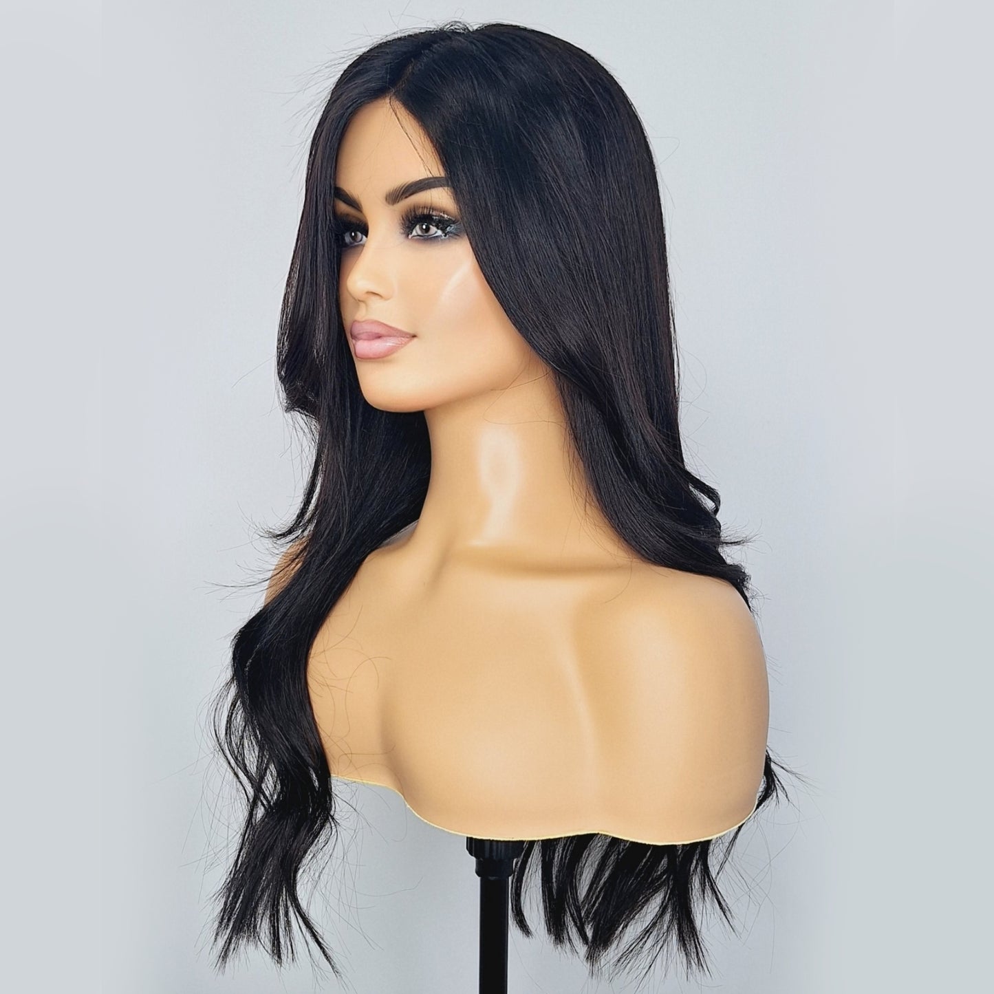 Grace Wig - 18" - Natural Black